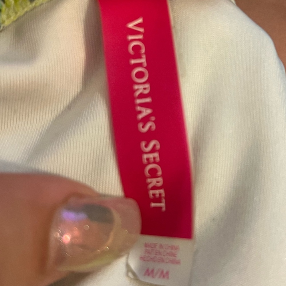 Victoria Secret Bikini Set - Picture 3 of 3